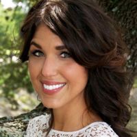 Nadia Lea Burns